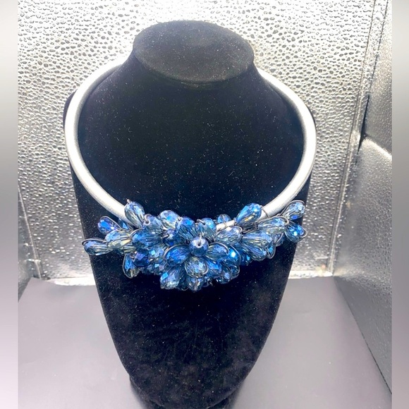 Choker Fashion Necklace with Crystal Faceted Beads - Picture 7 of 7